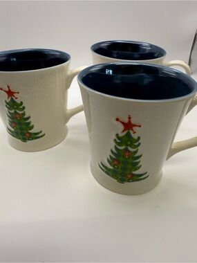3 Starbucks 2006 Holiday Ceramic Mug with Christmas Tree